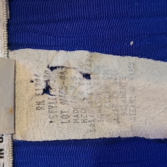 USA made Vintage women's dress size 14P with beautiful details. - Picture 8 of 8